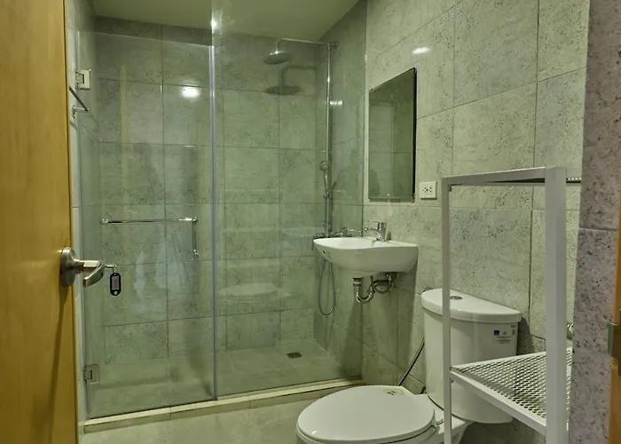 Edsa Heights Loft With Balcony Ama Tower Unit 3316 * Manila